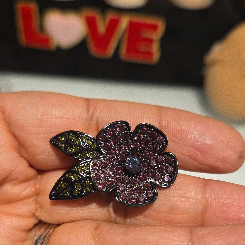Elegant Floral Brooch And Cuff Bangle with Purple and Green Accents